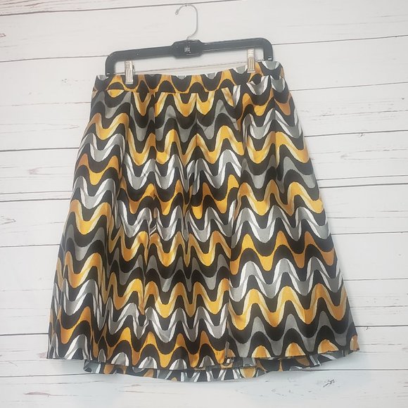 Lane Bryant Wavelength Circle Skirt - Picture 1 of 8